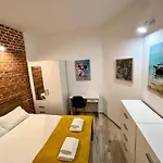 公寓 Red&yellow Centrum 奥尔什丁