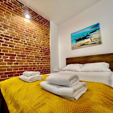 Apartment Red&yellow Centrum *